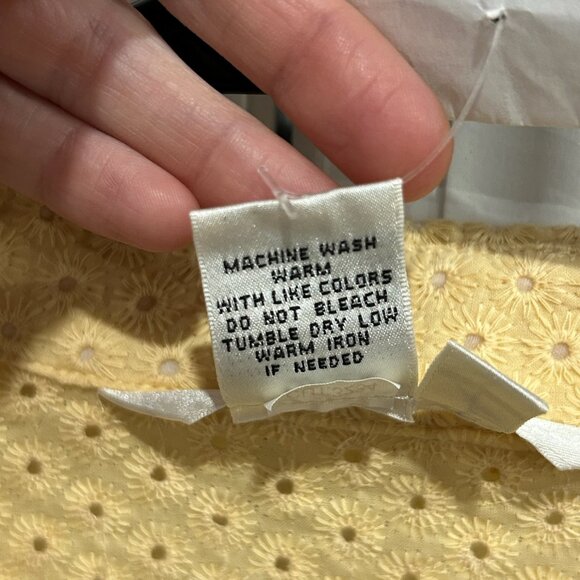 Studio M Yellow Eyelet 3/4 Sleeves Button-Up Blouse Size L Breezy Lightweight - Picture 7 of 10